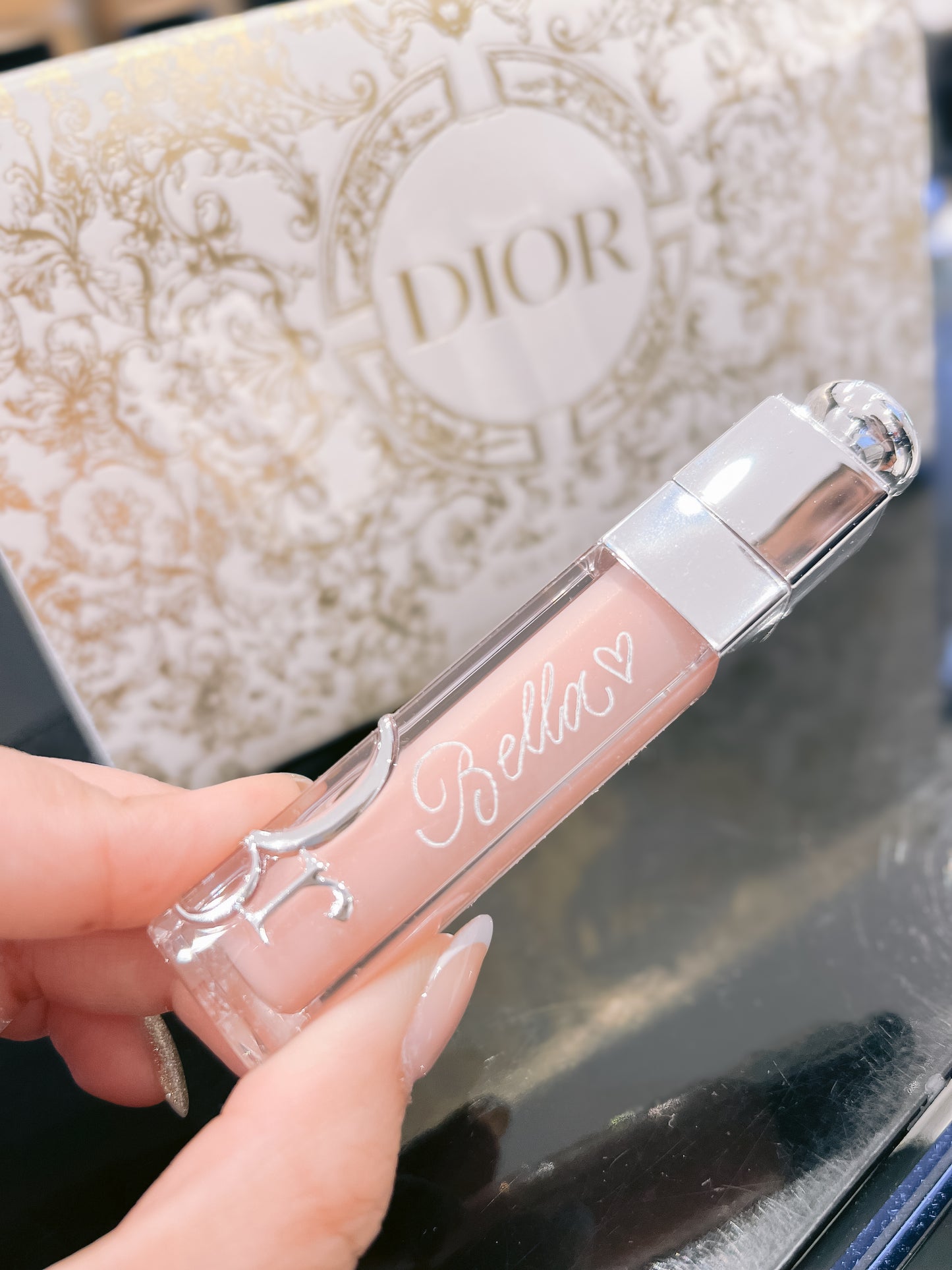 LIPSTICK HAND ENGRAVING (IN-STUDIO SERVICE)
