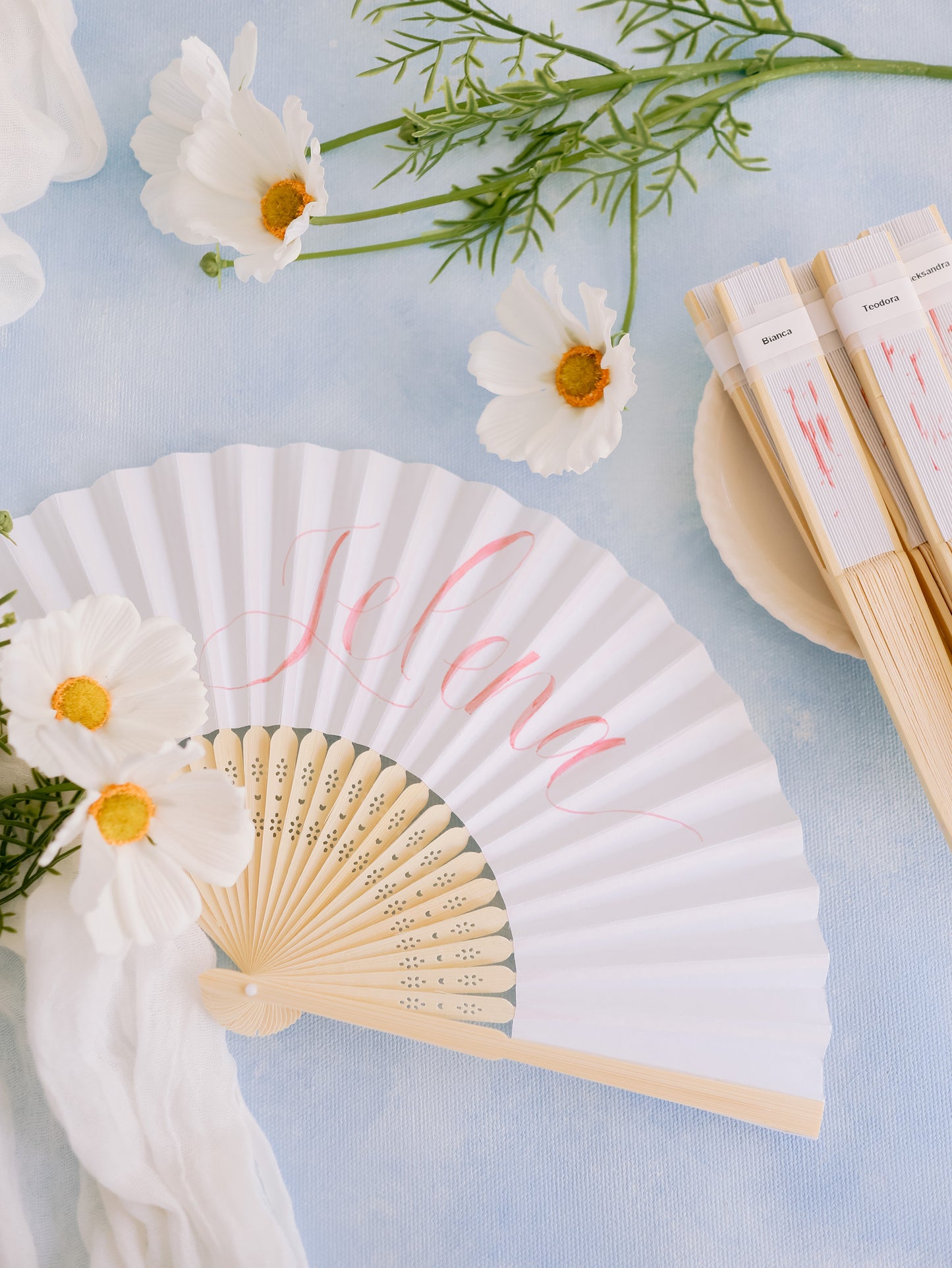 PERSONALISED PAPER FANS | WHITE