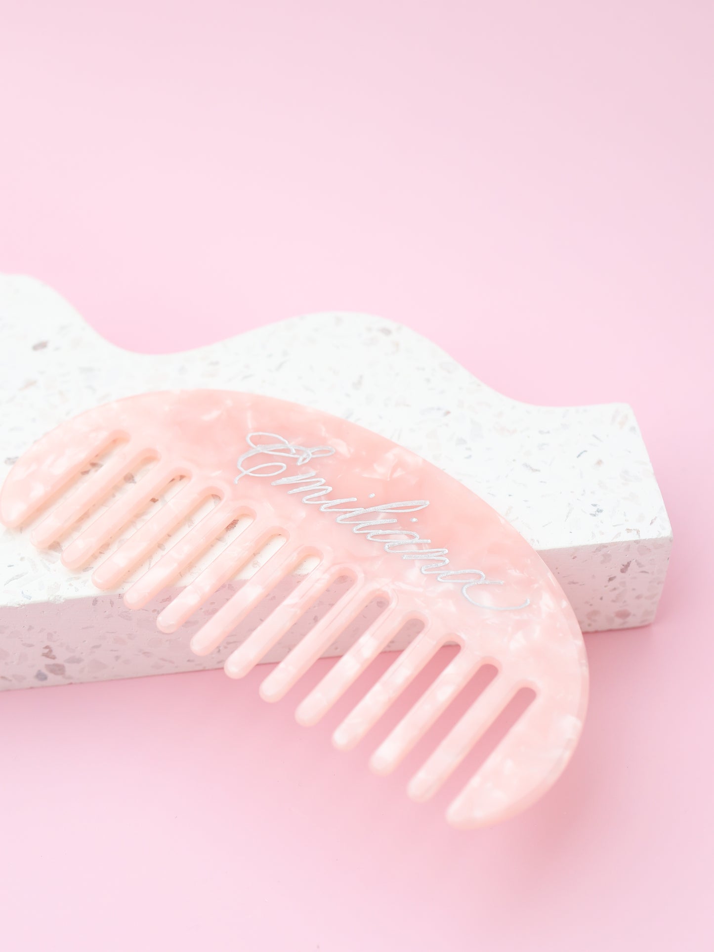 ENGRAVED HAIR COMB