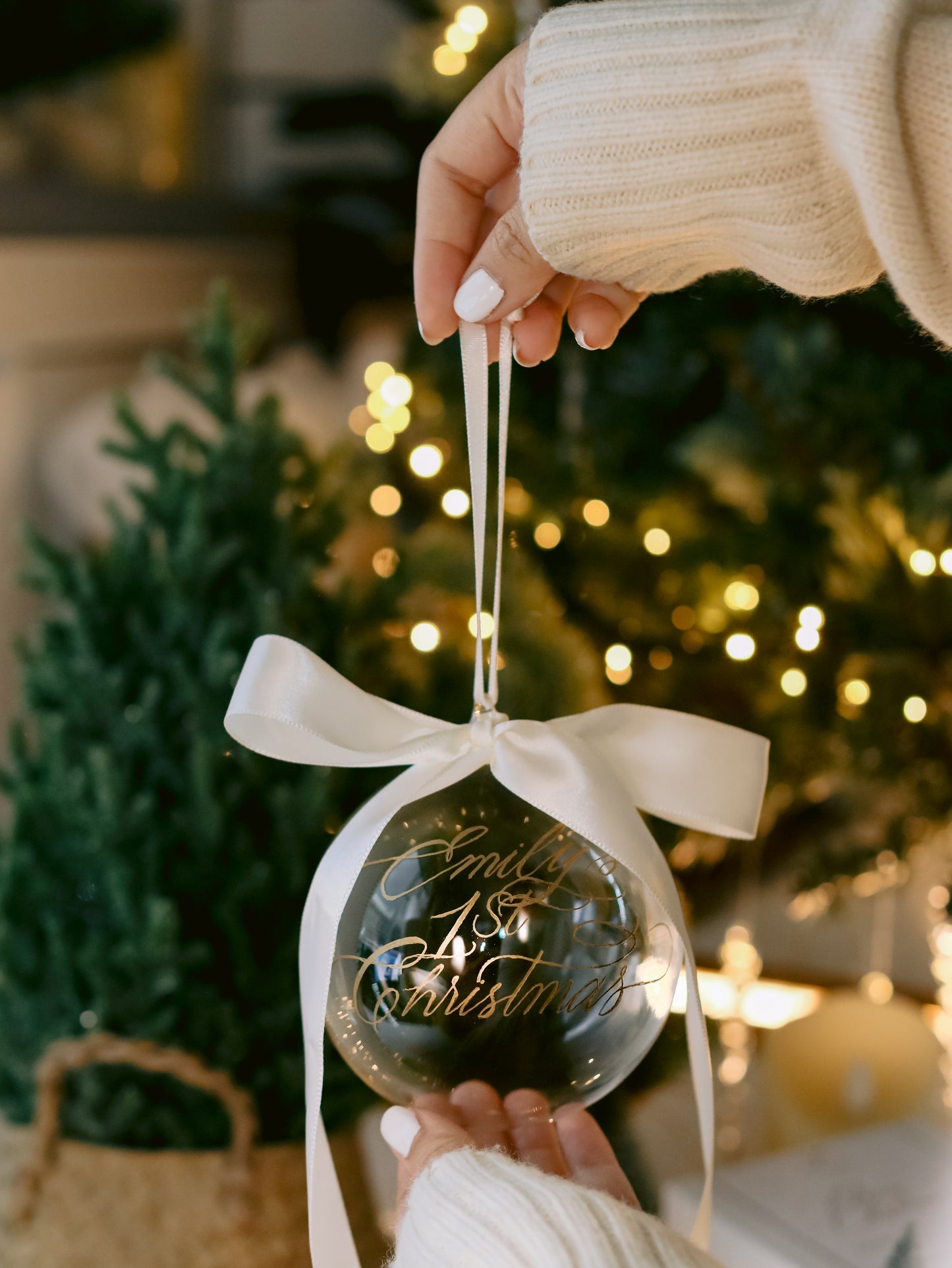 ENGRAVED CHRISTMAS BAUBLE