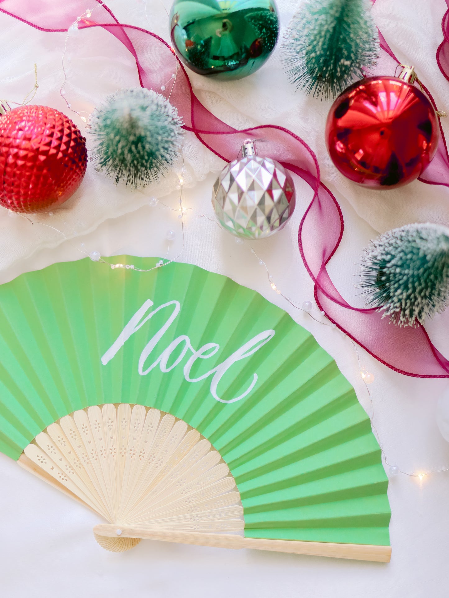 CHRISTMAS SERIES: PERSONALISED PAPER FANS