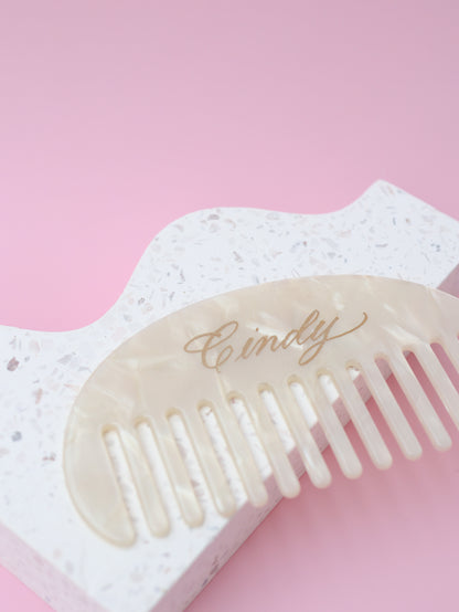 ENGRAVED HAIR COMB
